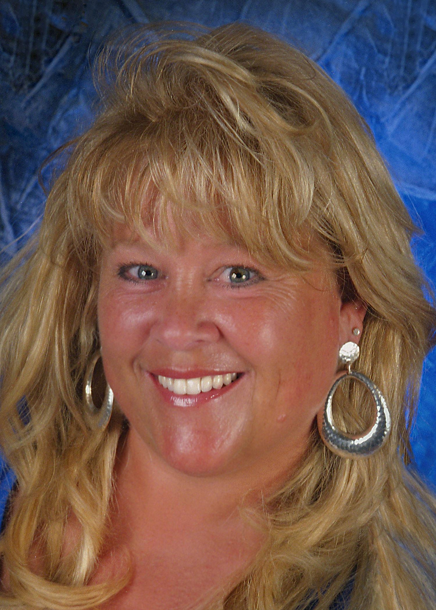 Karen C. Roman Headshot